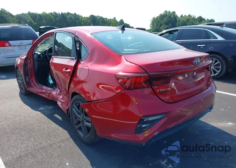 2019 Kia Forte Lxs z USA, uszkodzony, nr VIN 3KPF24AD9KE099151